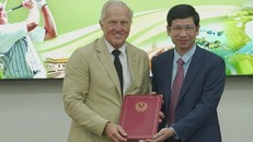 Ông Gregory John Norman (gọi tắt là Greg Norman), huyền thoại golf thế giới, đảm nhiệm vị trí Đại sứ Du lịch Việt Nam nhiệm kỳ 2025 - 2030.