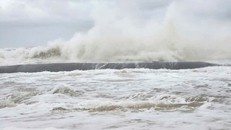 Dự báo từ nay đến ngày 10/12, khu vực Biển Đông có khả năng xuất hiện 1-2 cơn bão, áp thấp nhiệt đới.