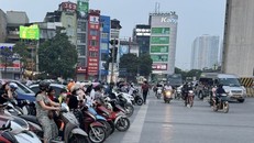 Hà Nội dự kiến không cấm tuyệt đối xe máy xăng trong Vành đai 1 từ năm 2026. 
