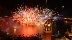 Thị trấn Hoàng Hôn, Phú Quốc trình diễn 3 màn pháo hoa trong đêm giao thừa