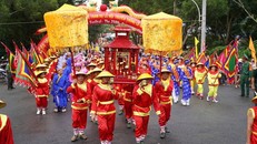 Bảo tồn, phát huy giá trị di sản văn hóa ở "siêu đô thị"