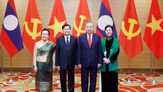 Tổng Bí thư Tô Lâm và Phu nhân với Tổng Bí thư, Chủ tịch nước Lào Thongloun Sisoulith và Phu nhân.