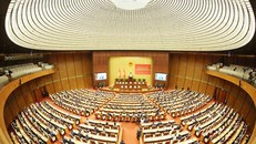 Quang cảnh Hội nghị toàn quốc nghiên cứu, học tập, quán triệt và triển khai thực hiện Nghị quyết Đại hội XIV của Đảng tại điểm cầu chính Hội trường Diên Hồng, Nhà Quốc hội, chiều 7/2.