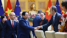Thủ tướng Phạm Minh Chính tiếp đại diện Phái đoàn Liên minh châu Âu tại Việt Nam và Đại sứ các nước thành viên EU tại Việt Nam.