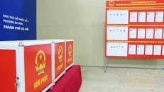 Hòm phiếu tại khu vực bỏ phiếu số 2, phường Ba Đình, thành phố Hà Nội được chuẩn bị chu đáo, bảo đảm trang trọng và bảo mật. 