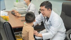 Cơ sở y tế có thể là "cửa ngõ" phát hiện trẻ em bị bạo hành