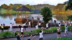 Việt Nam đang sống lâu hơn, nhưng liệu chúng ta có sống khỏe lâu hơn?