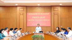 Thường trực Ban Bí thư Trần Cẩm Tú phát biểu chỉ đạo phiên họp. 