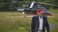Xuất hiện UFO ‘bám đuôi’ trực thăng ứng viên Tổng thống Mỹ?