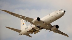Sức mạnh 'sát thủ săn ngầm' P-8A Poseidon Mỹ tuần tra Biển Đông