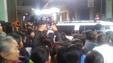 Lộ mặt hung thủ dùng kéo đâm bạn hàng chục nhát