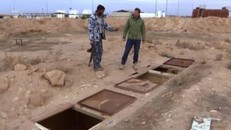 Khung cảnh đáng sợ bên trong nhà tù IS giam giữ nữ tù nhân