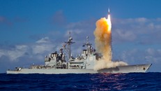 Sức mạnh khu trục hạm Mỹ ‘rình rập’ chiến hạm Nga ở biển Syria