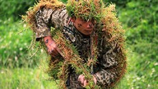 Xem lực lượng đặc công tinh nhuệ của Việt Nam ‘luồn sâu đánh hiểm’