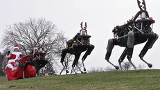 Tuần lộc của ông già Noel ‘mất việc’ vì robot