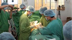 Phó Thủ tướng chỉ đạo kiểm tra việc mở ngành Y, Dược