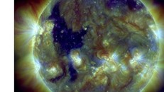 Mặt trời sinh ra 'kẻ hủy diệt' Trái đất?