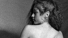 Lộ ảnh khỏa thân táo bạo tuổi 20 của Madonna