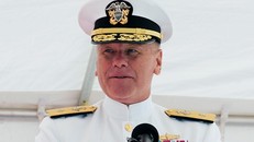 Chỉ huy hải quân Mỹ bị sa thải vì xem ảnh đồi trụy