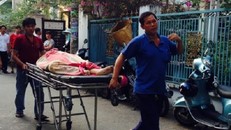 Hoảng hồn phát hiện một phụ nữ chết bất thường ở nhà tắm