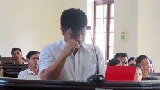 Thượng úy CSGT lái BMV tông chết người bật khóc tại tòa