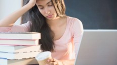 10 thói quen khiến bạn nhanh chết hơn cả hút thuốc lá