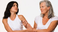 Chuyện mẹ chồng nàng dâu thời nay, ai chiều ai?