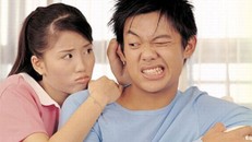 Khiếp đảm vì 'sư tử Hà Đông' ghen với chiếc quần mặc ngược