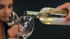 Đỏ mặt khi uống rượu - dấu hiệu tiềm ẩn bệnh tật