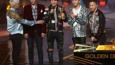 Big Bang 3 lần lên nhận giải tại Golden Disk 2016