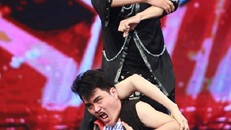 Vietnam’s Got Talent: 'Người bí ẩn giải cứu thế giới'