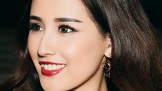 Mai Phương Thúy tái xuất khoe vòng 1 nóng bỏng