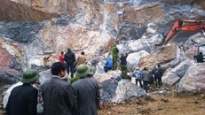 Vụ sập mỏ đá 8 người gặp nạn ở Thanh Hóa: Ai chịu trách nhiệm?