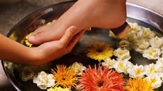 Cách ngâm chân phòng bệnh ngày rét hại rất tốt cho sức khỏe