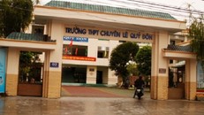 Bình Định: Sự thật vụ thầy giáo định mổ bụng ở lễ kỷ niệm trường 