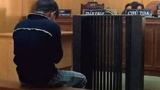 Bị cáo liên quan vụ thiếu nữ tuổi 16 sinh con được giảm án