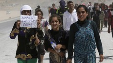 Hàng trăm nô lệ tình dục thoát khỏi IS bị kiểm tra trinh tiết