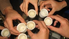 Liệt gan, hoại tử gan, mất mạng vì thuốc giải rượu