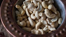 Top 5 loại hạt nhấm nháp dịp Tết tốt cho sức khỏe