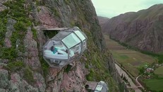 Đến Peru, thử cảm giác ngủ lơ lửng tại khách sạn trên vách núi