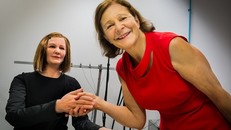 Kinh ngạc với robot giống người nhất từ trước đến nay