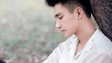 'Nam thần' khoe body 6 múi bên cạnh Á hậu Vũ Ngọc Anh