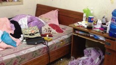 Loạt ảnh nhà bẩn của nữ sinh gây xôn xao