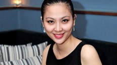 Chuyện đời như 'lọ lem' của Hoa hậu tuổi Thân duy nhất Việt Nam