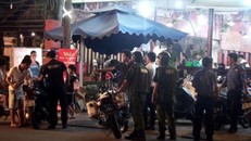 Bí ẩn cái chết của cụ bà dính "đạn lạc" trước sân nhà