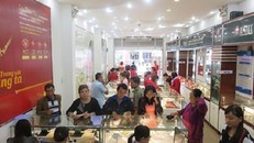 Giá vàng hôm nay 17/2: Giá vàng ngày vía Thần Tài tăng nhẹ