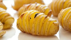 Tuyệt đối không ăn những thực phẩm này nếu chưa được nấu chín kỹ