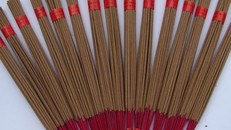 'Mua' ung thư từ những bó hương thơm lâu, đậu tàn