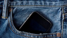 Cảnh báo: Điện thoại di động có khả năng 'nướng chín' tinh trùng