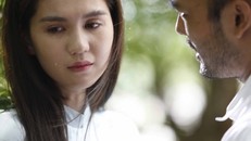 Ngọc Trinh khóc hết nước mắt: 'Em không phải một món hàng'